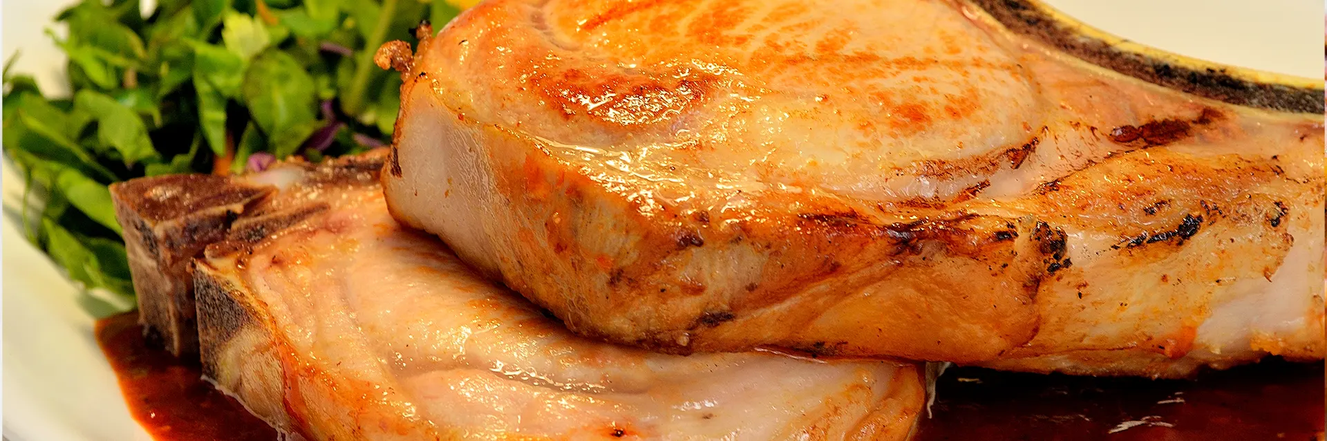 Chuletas en salsa chipotle