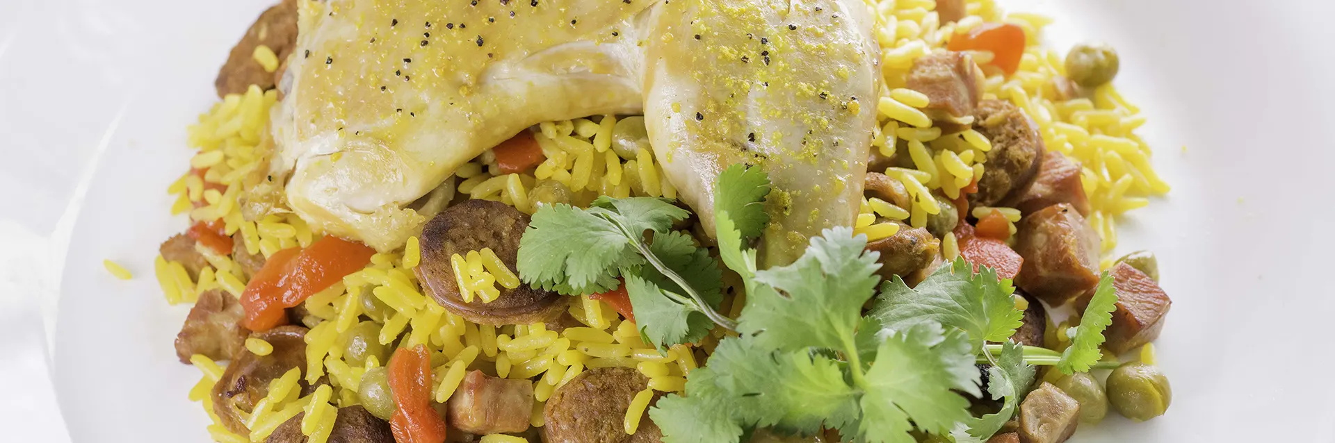 Pierna y muslo con arroz a la valenciana ¡Todo en uno!