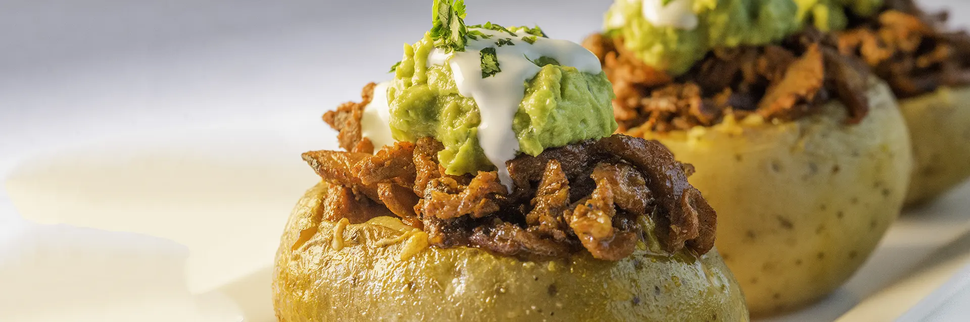 Papa rellena de pastor, rellena de más sabor